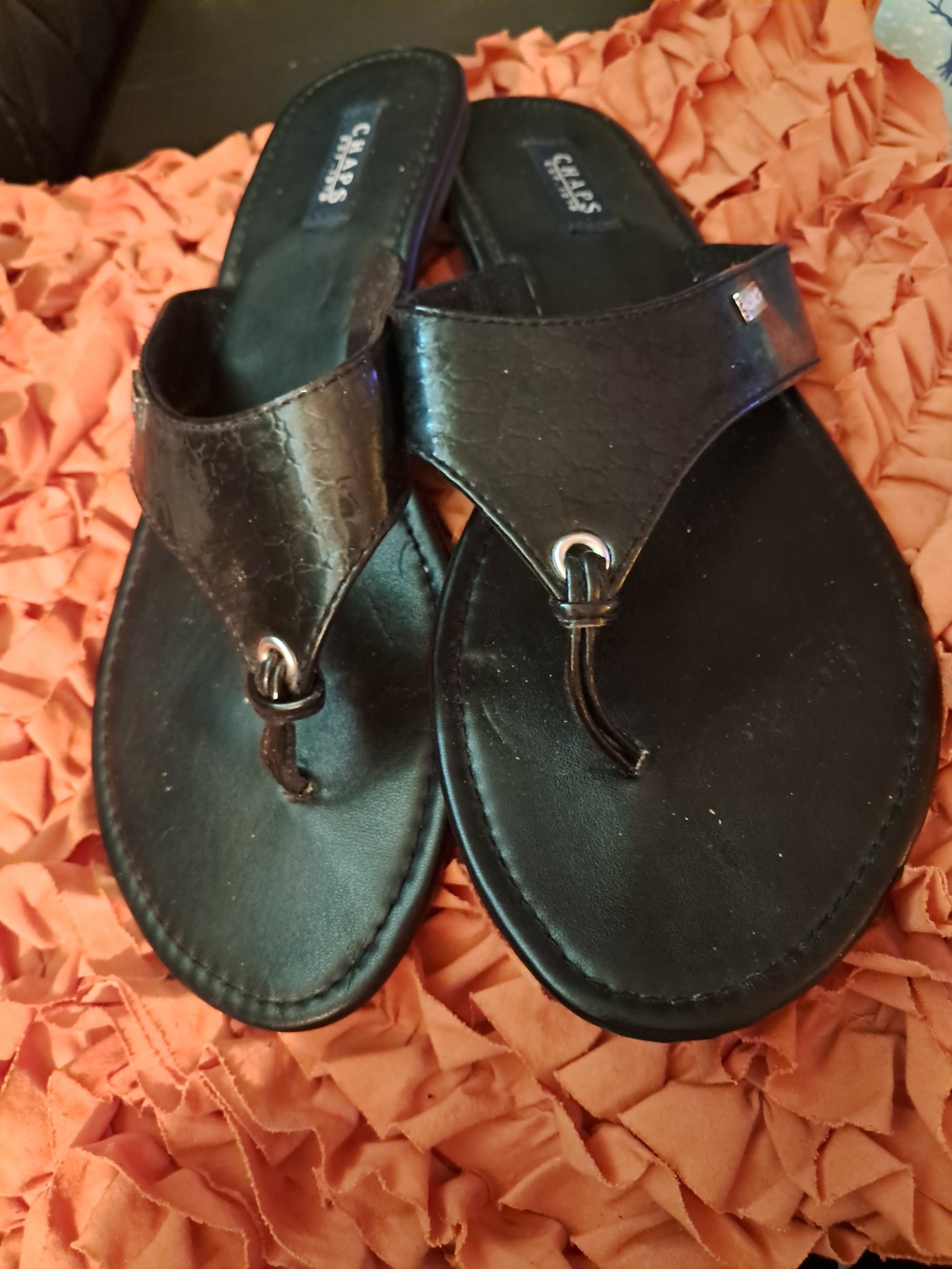 Chaps Black Leather Thong Sandals with Silver Ring Detail